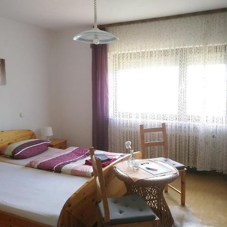 Gaestehaus Burgwald-Trekking Mittelsimtshausen 객실 사진