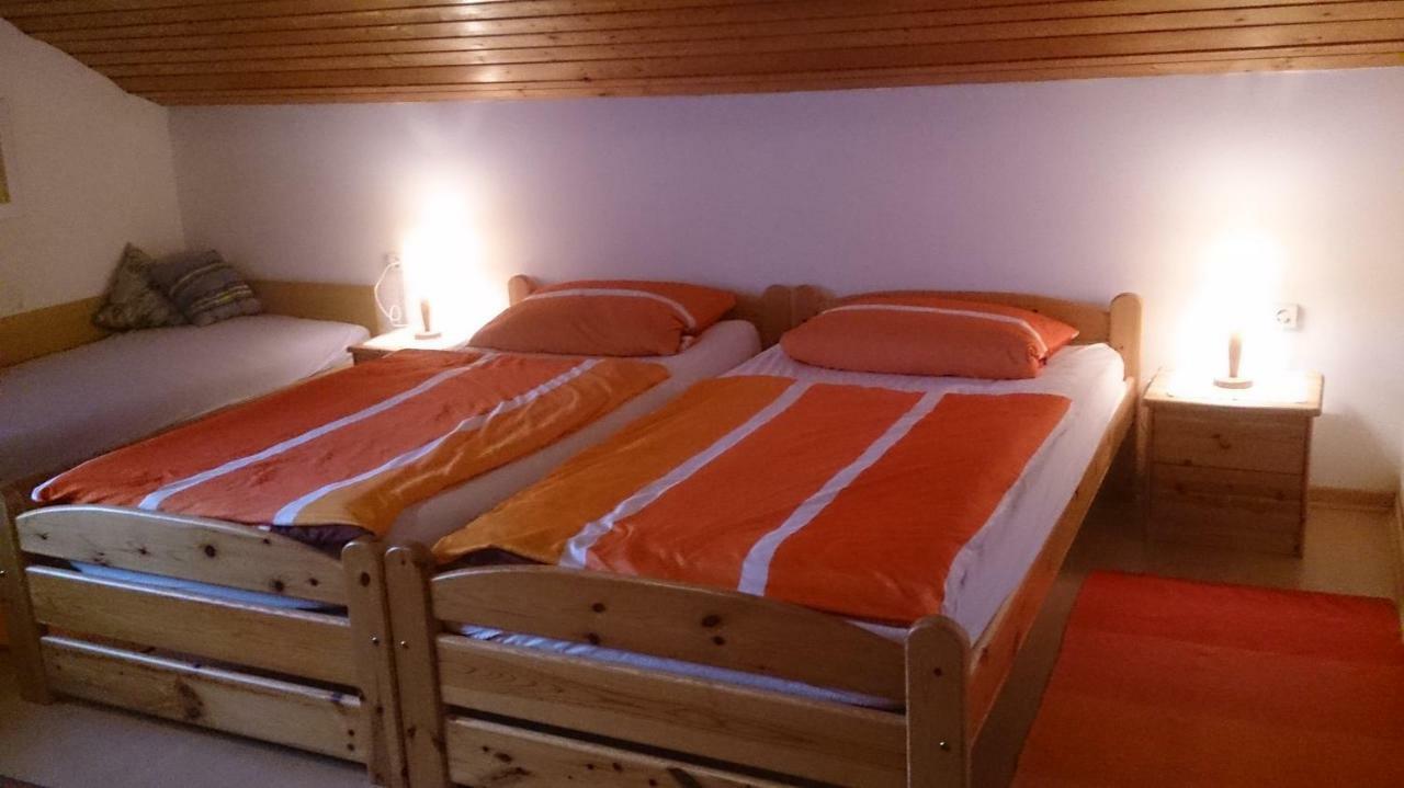 Gaestehaus Burgwald-Trekking Mittelsimtshausen 외부 사진