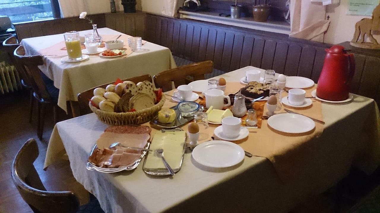 Gaestehaus Burgwald-Trekking Mittelsimtshausen 외부 사진