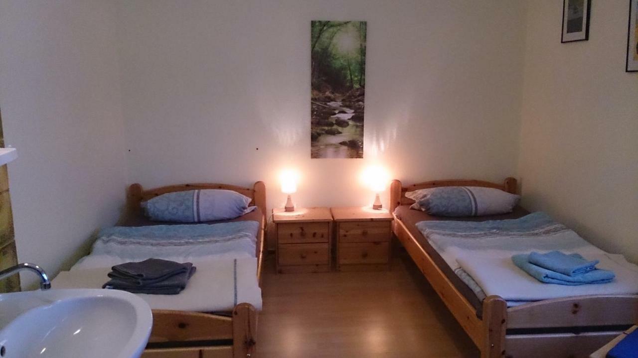 Gaestehaus Burgwald-Trekking Mittelsimtshausen 외부 사진