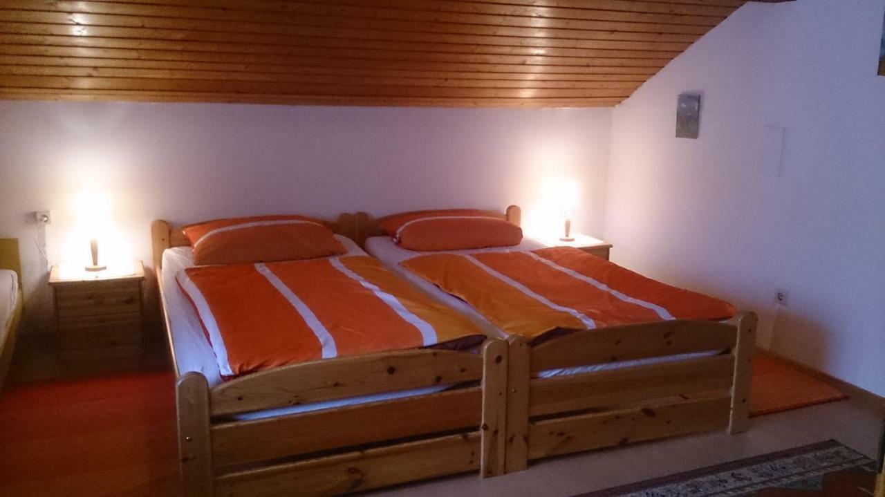Gaestehaus Burgwald-Trekking Mittelsimtshausen 외부 사진